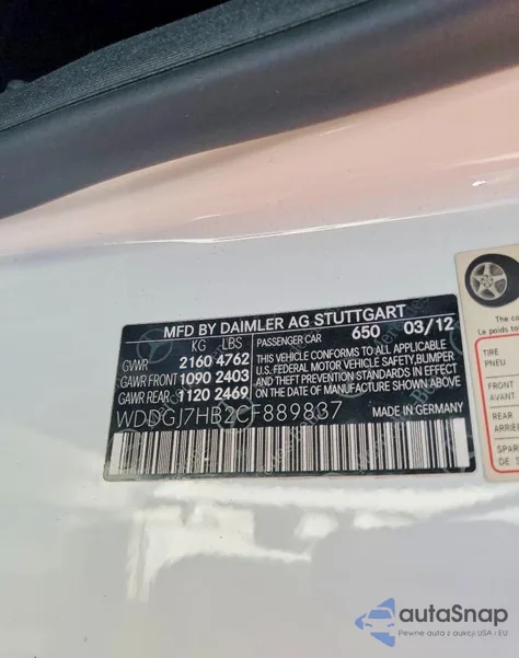 2012 Mercedes-Benz C 63 Amg z USA, uszkodzony, nr VIN WDDGJ7HB2CF889837